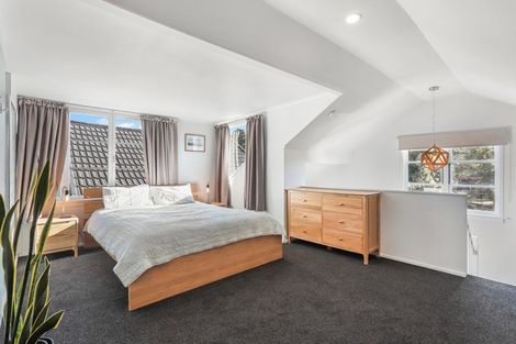 Photo of property in 2/18 Reid Road, New Lynn, Auckland, 0600