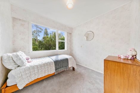 Photo of property in 2 Kay Road, Swanson, Auckland, 0614