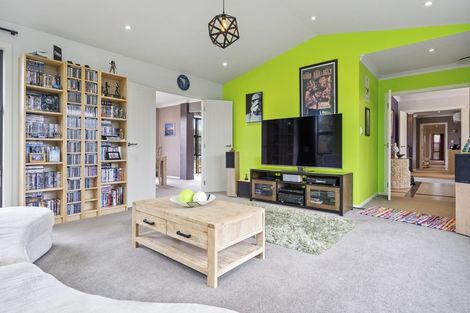 Photo of property in 38a Madison Street, Cambridge, 3434