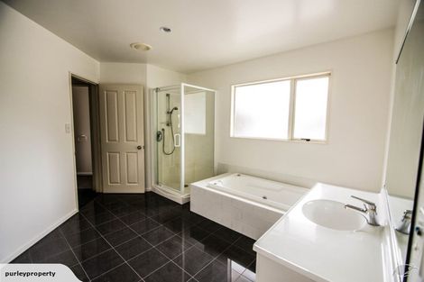 Photo of property in 24 Crawford Road, Belfast, Christchurch, 8051