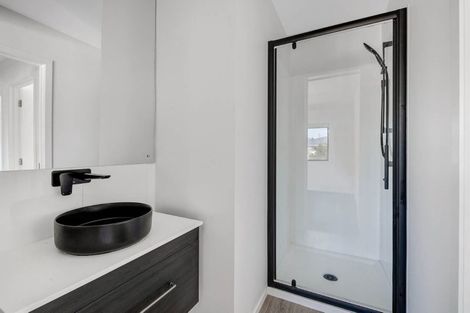 Photo of property in 7/19 Milton Road, Orewa, 0931