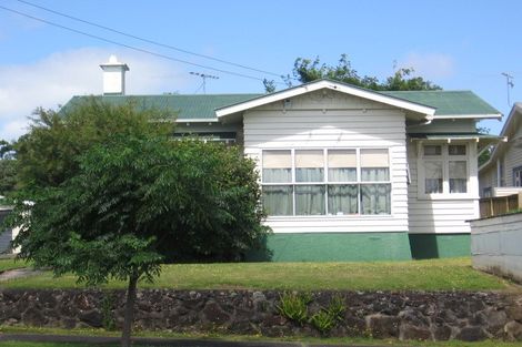 Photo of property in 6 Chatham Avenue, Mount Albert, Auckland, 1025