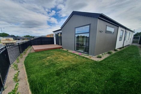 Photo of property in 14 Koral Lane, Broomfield, Christchurch, 8042