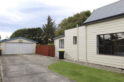 Photo of property in 12 Robertson Street, Richmond, Invercargill, 9810