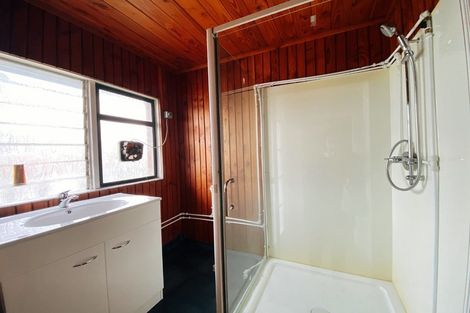 Photo of property in 37 Hillcrest Road, Hillcrest, Hamilton, 3216