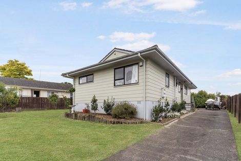 Photo of property in 14 Advocate Place, Randwick Park, Auckland, 2105