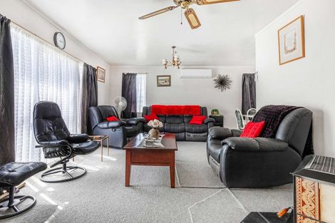 Photo of property in 33 Ryder Place, Kawerau, 3127