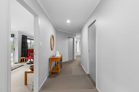 Photo of property in 6 Murphy Court, Highbury, Palmerston North, 4412