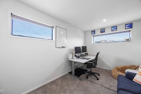 Photo of property in 7 Hebbard Court, Albert Town, Wanaka, 9305