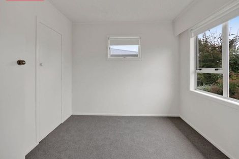 Photo of property in 5 Nikau Street, Inglewood, 4330