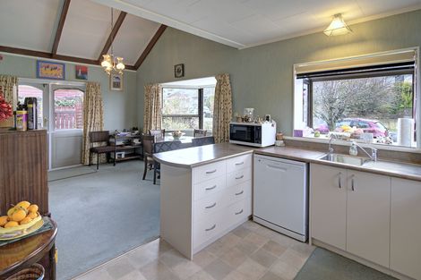 Photo of property in 6 Rewa Place, Lansdowne, Masterton, 5810