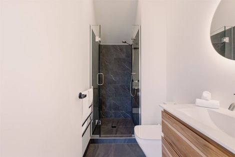 Photo of property in 33 Casterway Crescent, Jacks Point, 9371