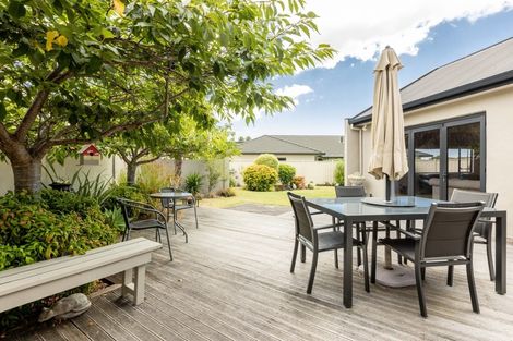 Photo of property in 29 Pukekura Place, Taradale, Napier, 4112