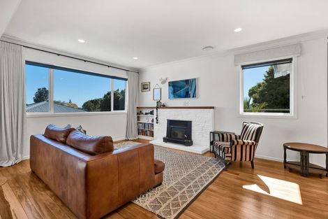 Photo of property in 185 Mangorei Road, Merrilands, New Plymouth, 4312