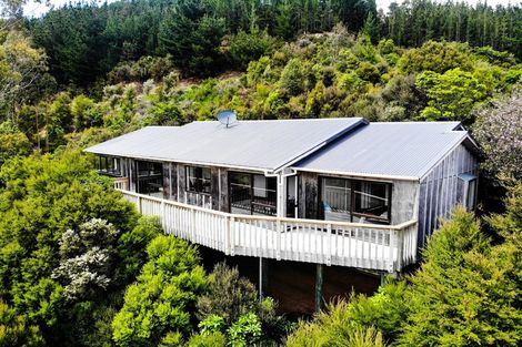 Photo of property in 12 Hobbit Lane, Pinehaven, Upper Hutt, 5371