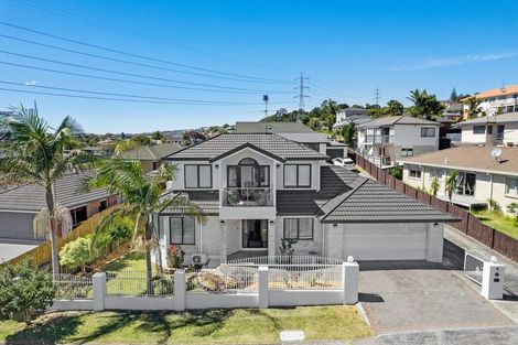 Photo of property in 8 Lowburn Place, Clover Park, Auckland, 2019