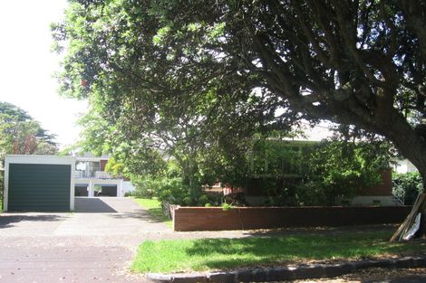 Photo of property in 4/32 Atarangi Road, Greenlane, Auckland, 1051
