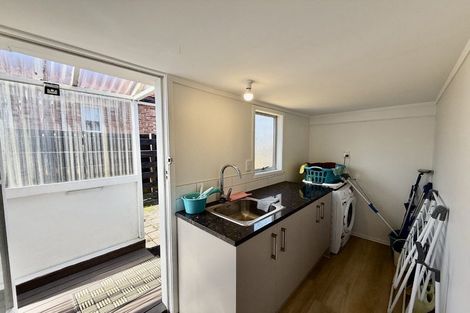 Photo of property in 2/3 Martin Road, Manurewa, Auckland, 2102