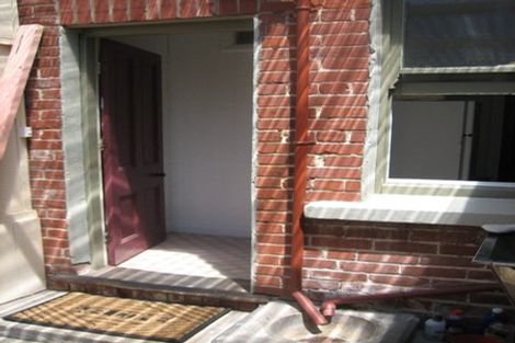 Photo of property in 16 Howe Street, North Dunedin, Dunedin, 9016