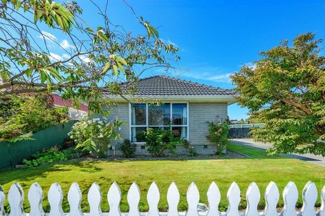 Photo of property in 36 Stanton Crescent, Hoon Hay, Christchurch, 8025