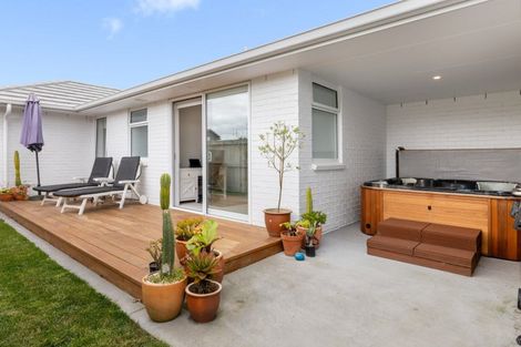 Photo of property in 37 Mahana Way, Pyes Pa, Tauranga, 3112