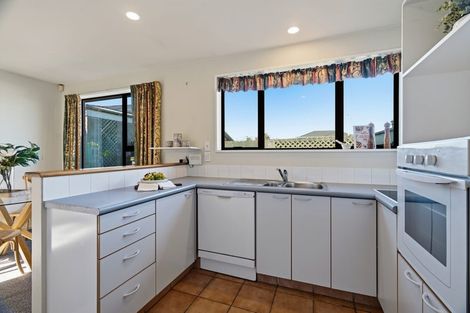 Photo of property in 32 Diamond Avenue, Spreydon, Christchurch, 8024