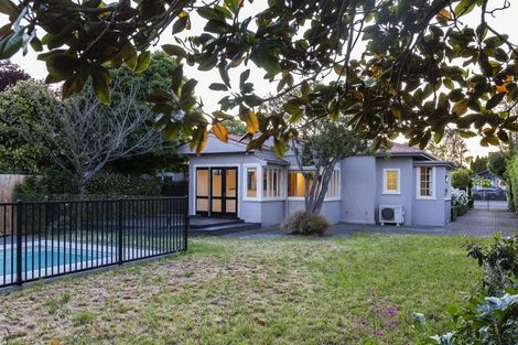 Photo of property in 160 Idris Road, Strowan, Christchurch, 8052