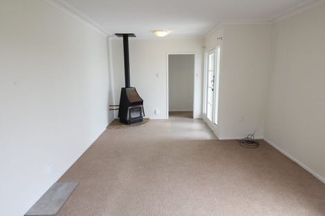 Photo of property in 519a East Coast Road, Murrays Bay, Auckland, 0630