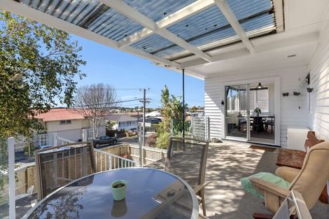 Photo of property in 223 Powderham Street, New Plymouth, 4310