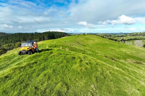 Photo of property in 435 Wairere Road, Paparoa, 0571