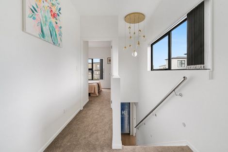 Photo of property in 4/32 Tapuwae Way, Mangere Bridge, 2022