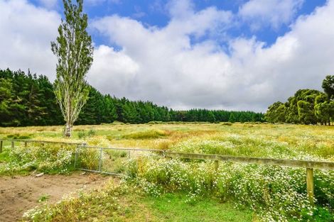 Photo of property in 335 Kainga Road, Kainga, Christchurch, 8083