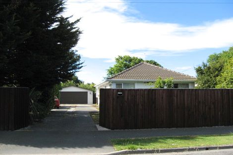 Photo of property in 5 Ravenna Street, Avonhead, Christchurch, 8042