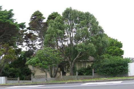 Photo of property in 96 Donovan Street, Blockhouse Bay, Auckland, 0600