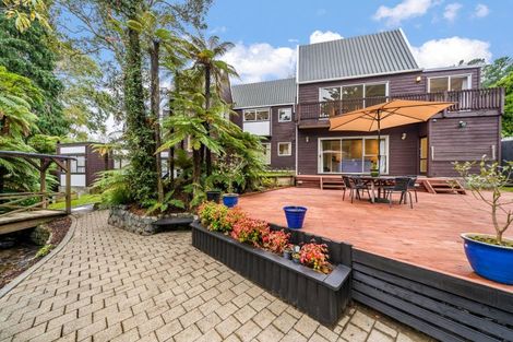 Photo of property in 458 Stokes Valley Road, Stokes Valley, Lower Hutt, 5019