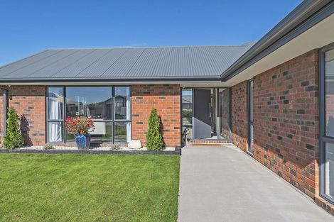 Photo of property in 25 Navy Loop, Rolleston, 7614