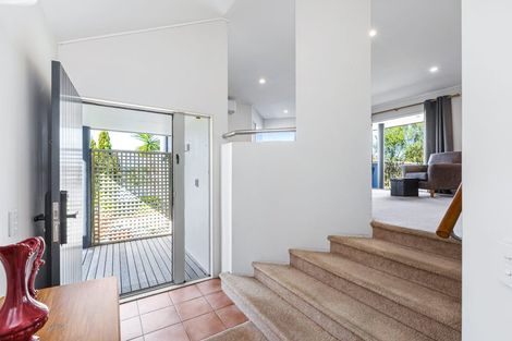 Photo of property in 8 Jean Place, Stanmore Bay, Whangaparaoa, 0932