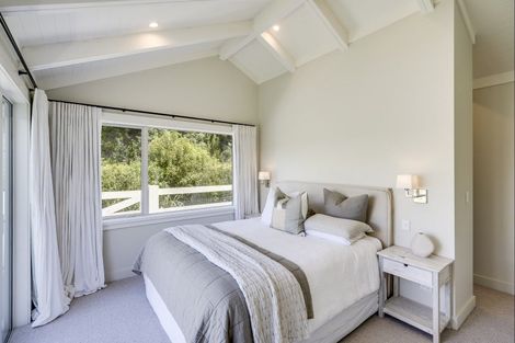 Photo of property in 12 Taruna Place, Havelock North, 4130