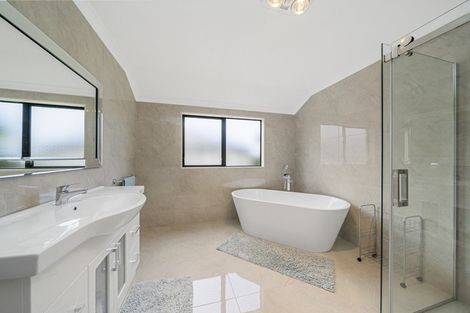 Photo of property in 15 Leanne Way, Waikanae Beach, Waikanae, 5036