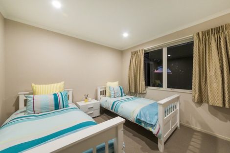 Photo of property in 1 Rodeo Drive, Kelvin Grove, Palmerston North, 4414