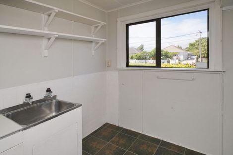 Photo of property in 43 Dunarnan Street, Avonside, Christchurch, 8061