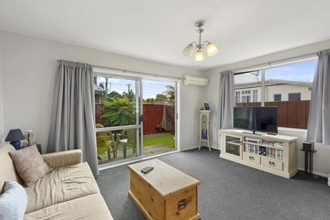 Photo of property in 2/369 Armagh Street, Linwood, Christchurch, 8011