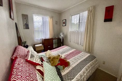 Photo of property in 1a Seagull Place, Whitby, Porirua, 5024