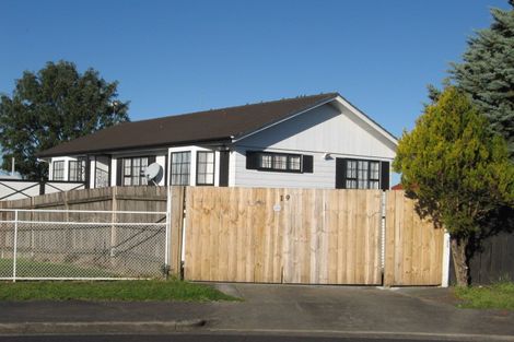 Photo of property in 19 Anglers Way, Wattle Downs, Auckland, 2102