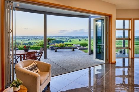 Photo of property in 102 Kuku East Road, Kuku, Levin, 5570