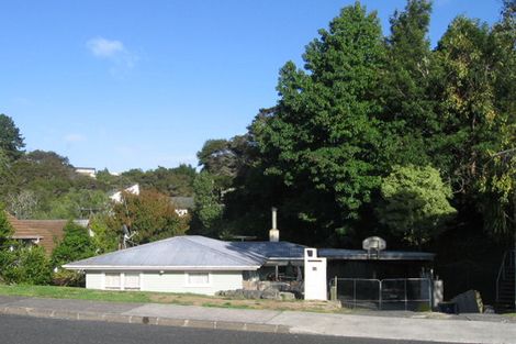 Photo of property in 92 Mountbatten Avenue, Hillcrest, Auckland, 0627