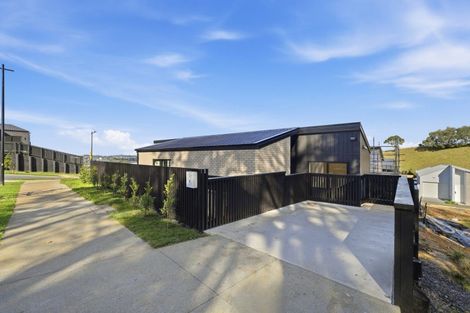 Photo of property in 1 Waita Road, Orewa, 0931