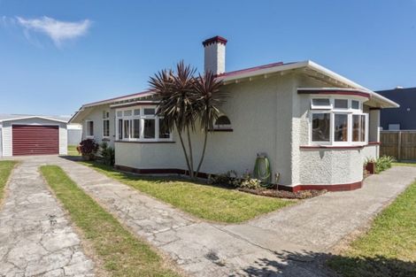Photo of property in 10 Liverpool Street, Levin, 5510
