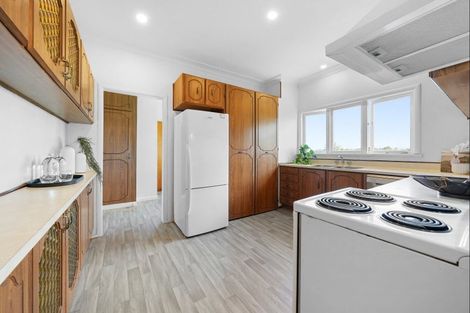 Photo of property in 14 Weona Place, Westmere, Auckland, 1022