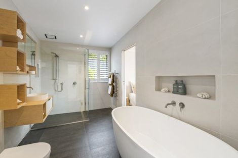 Photo of property in 14c Alfred Street, Northcote Point, Auckland, 0627